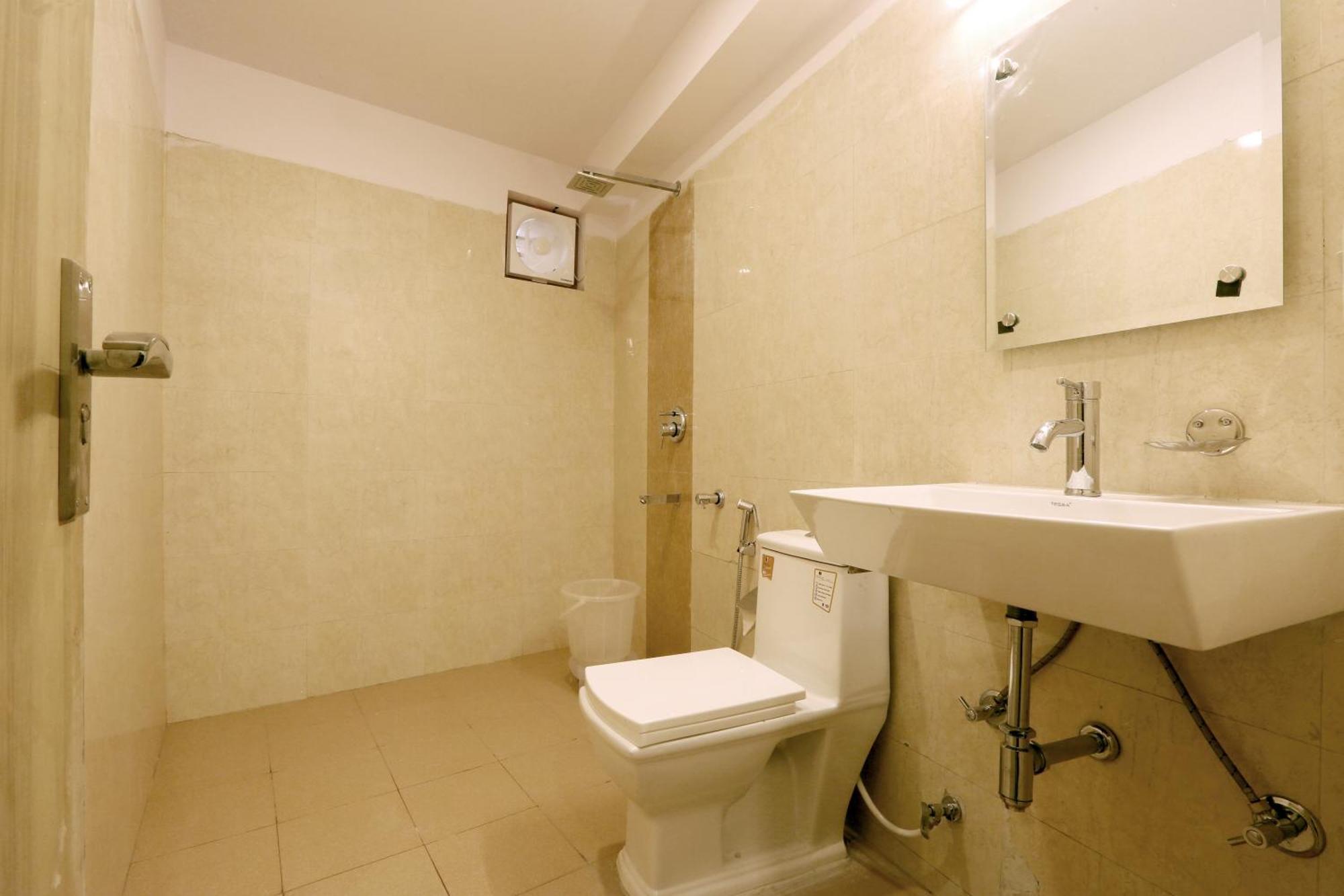 Plazzo Prime Plaza At Delhi Airport Bed & Breakfast นิวเดลี ภายนอก รูปภาพ