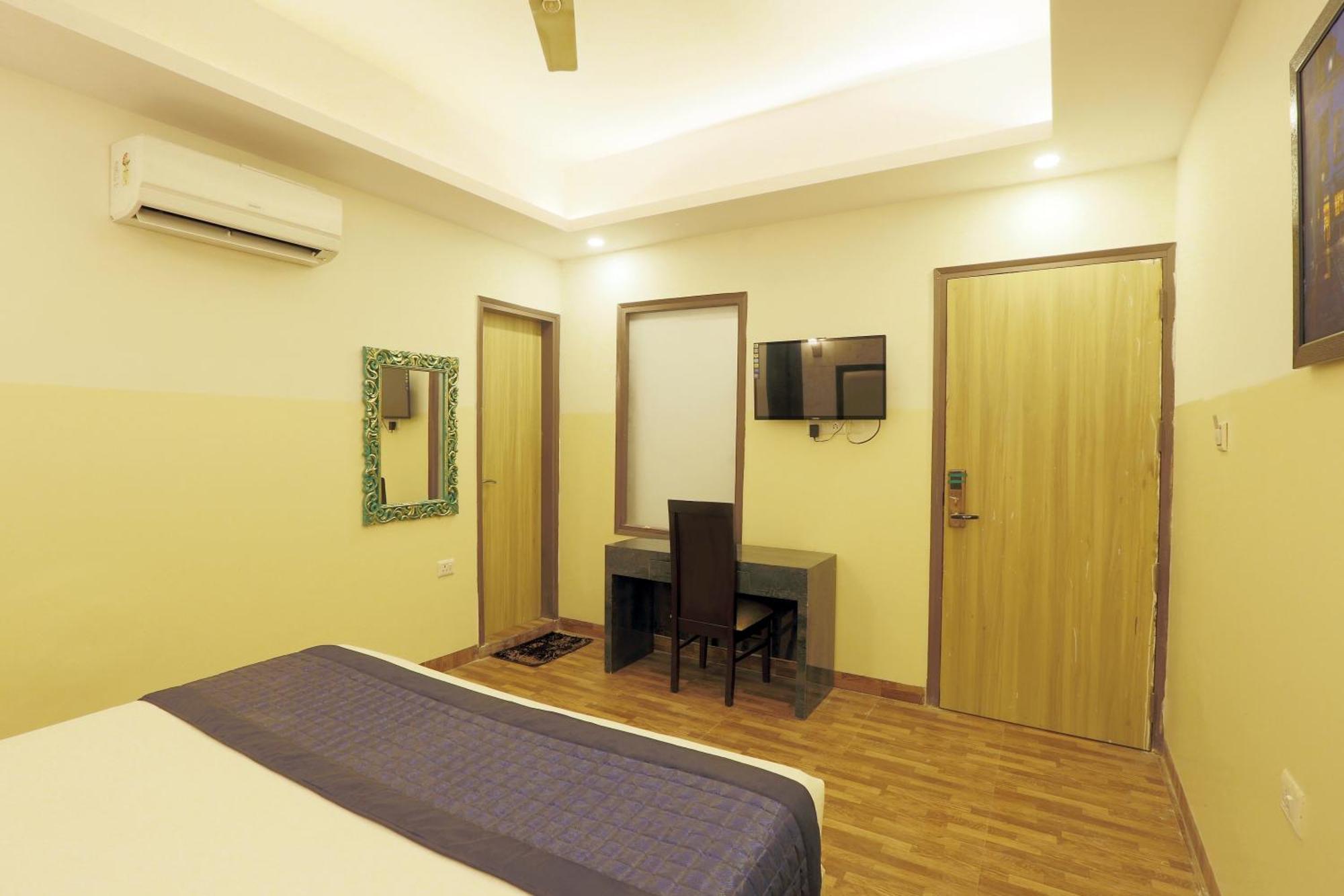 Plazzo Prime Plaza At Delhi Airport Bed & Breakfast นิวเดลี ภายนอก รูปภาพ