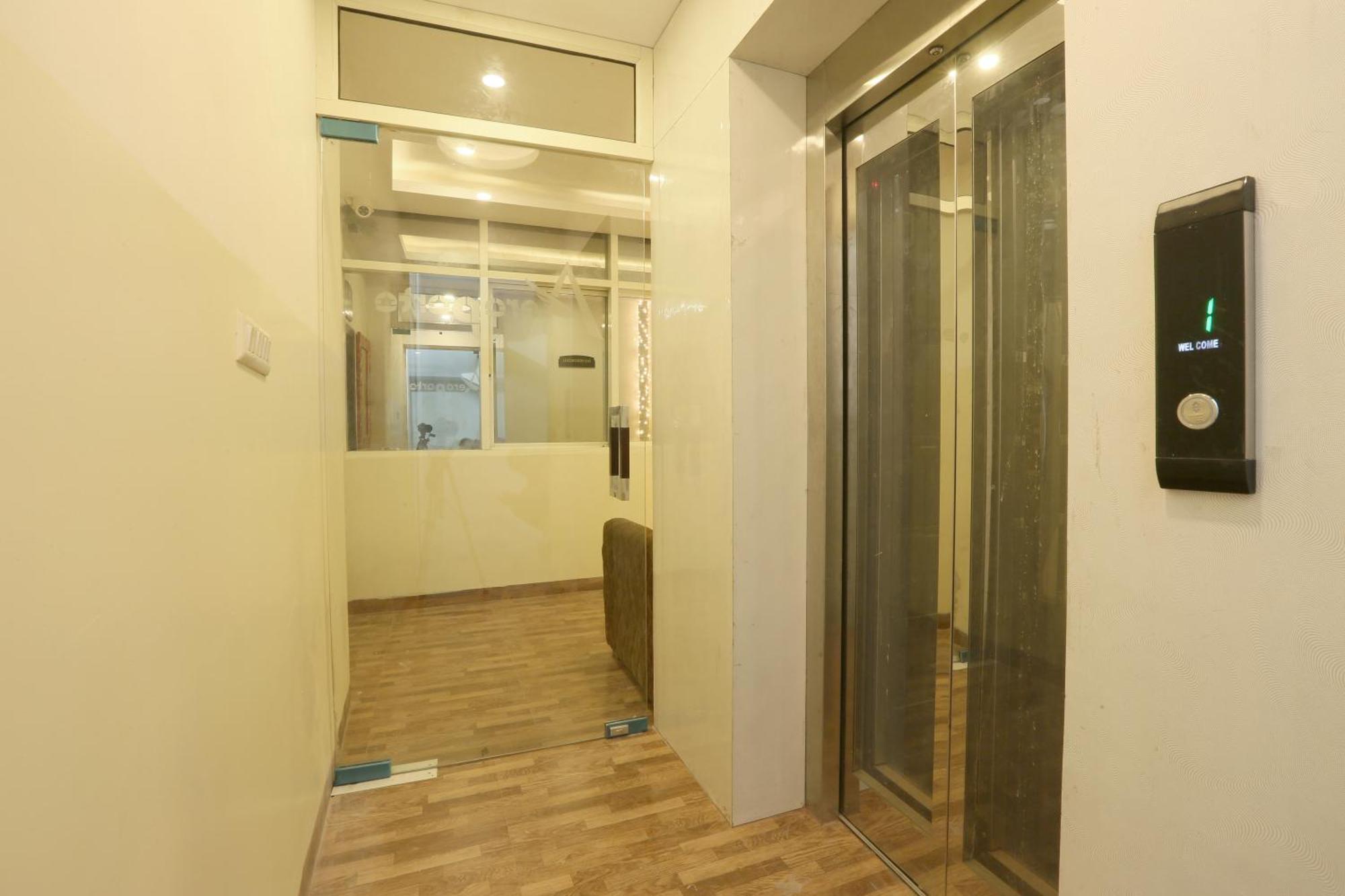 Plazzo Prime Plaza At Delhi Airport Bed & Breakfast นิวเดลี ภายนอก รูปภาพ