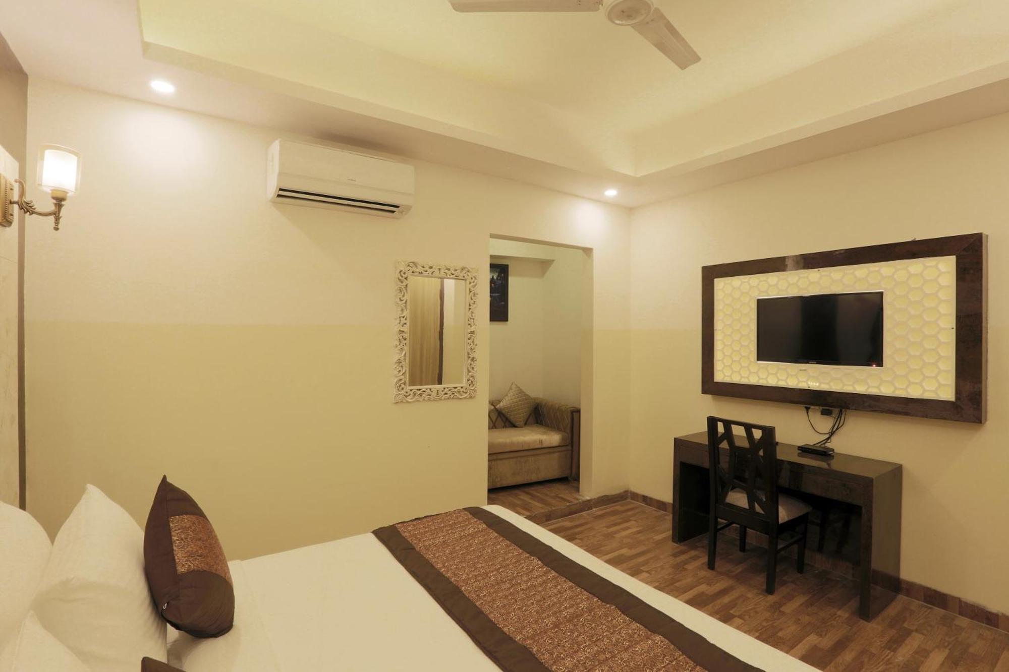 Plazzo Prime Plaza At Delhi Airport Bed & Breakfast นิวเดลี ภายนอก รูปภาพ