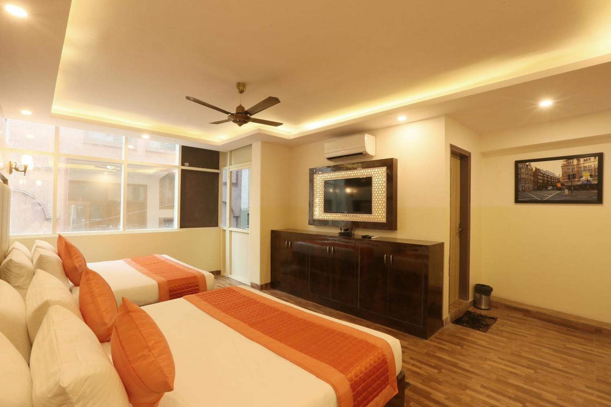 Plazzo Prime Plaza At Delhi Airport Bed & Breakfast นิวเดลี ภายนอก รูปภาพ