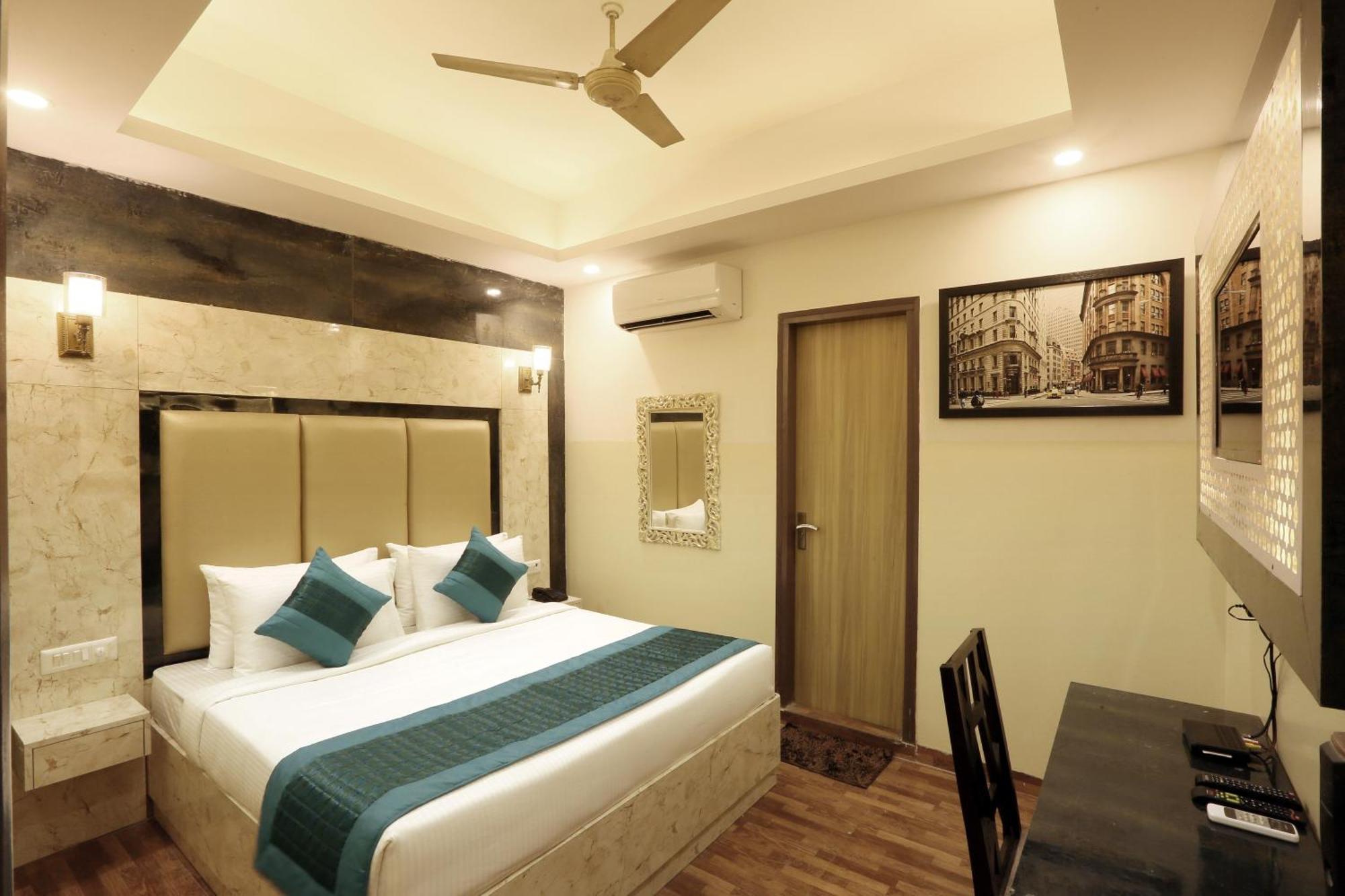 Plazzo Prime Plaza At Delhi Airport Bed & Breakfast นิวเดลี ภายนอก รูปภาพ